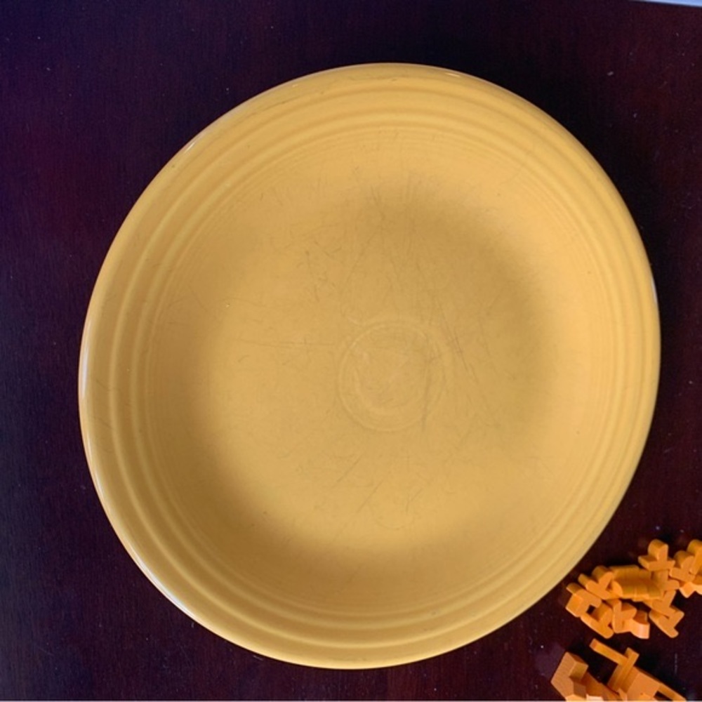 VTG 4 Fiestaware Plates Marked “Homer Laughlin” 3 Yellow 1 Cream GUC